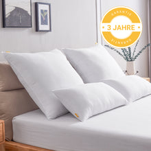 Lade das Bild in den Galerie-Viewer, Smile Back Faser Kopfkissen 40×80 cm, 2 Stücke
